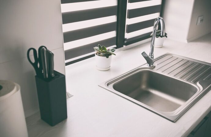 Sink and faucet installation, Jupiter Countertop Installers